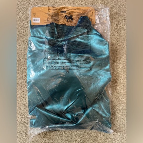 NWT Disney Haunted Mansion 3pc HatBox Ghost Pet Dog Halloween Costume & Toy Set - Picture 4 of 6